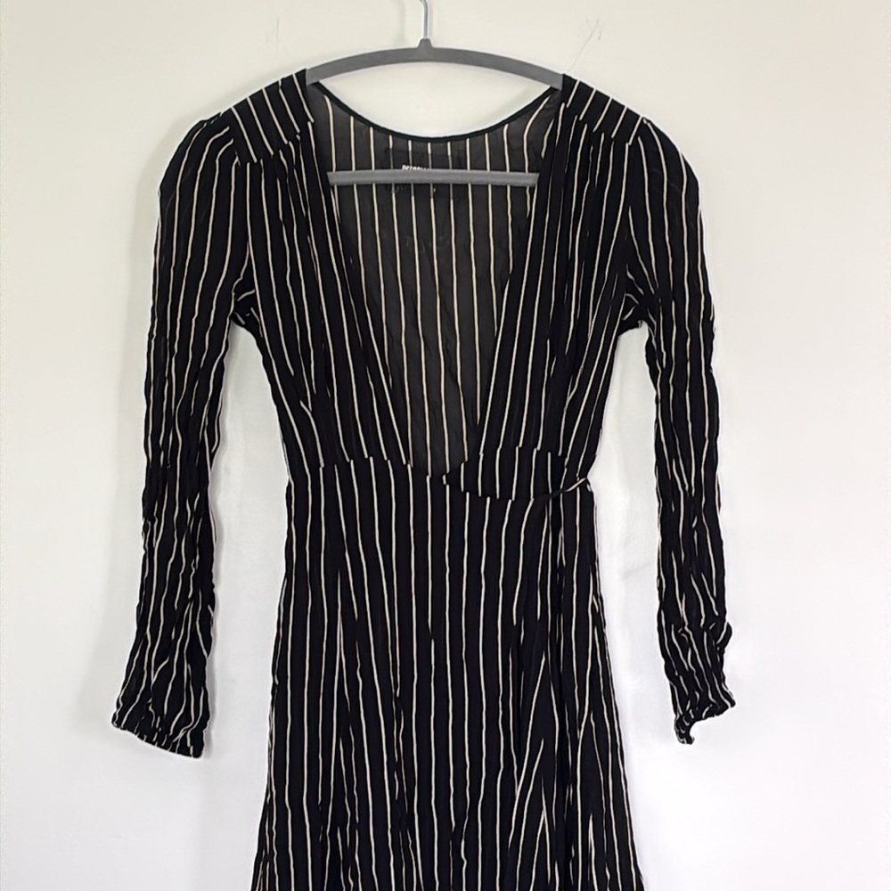 Reformation Ashley dress black & white striped long sleeve wrap sheer midi dress - Picture 8 of 11
